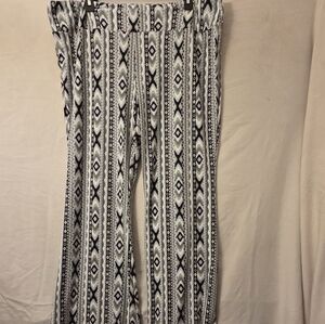 Black and Green Tribal Print Pants